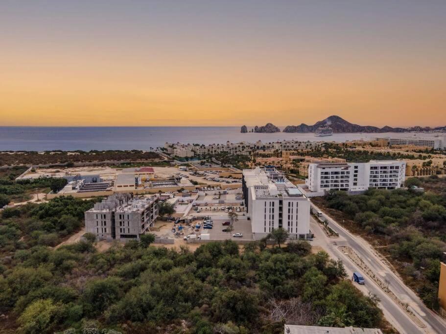 קאבו סן לוקאס Endless Summer - 2Bed 2Bath Condo - Seasonly Heated Pool With Ocean Views - 5Min Walk To Beach - Fibre Internet - Sleeps 6 מראה חיצוני תמונה